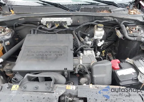 2009 Ford Escape Xlt z USA, uszkodzony, nr VIN 1FMCU93G69KC79790